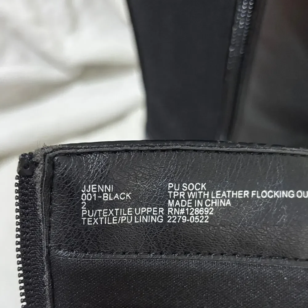 Steve Madden 2 Elegant Black Knee-High Boots full side zip worn once euc